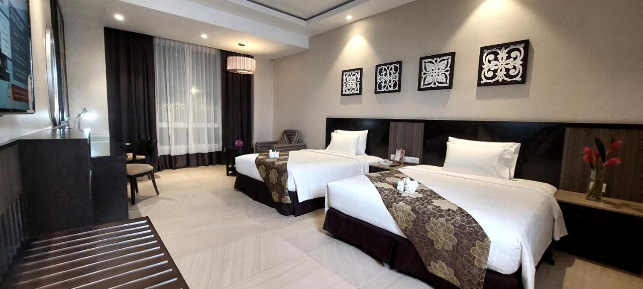 Bangi Resort Hotel Bandar Baru Bangi Exterior photo Deluxe Room