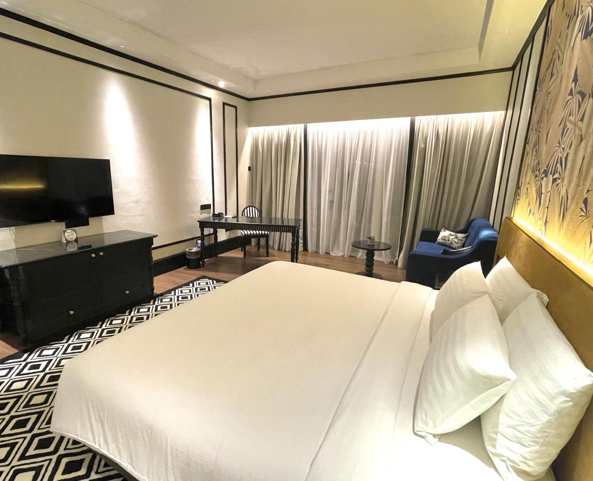 Bangi Resort Hotel Bandar Baru Bangi Exterior photo Deluxe room